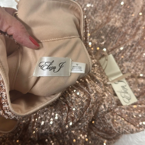 Eliza J Rose Gold Sequin Halter Dress - Picture 11 of 14